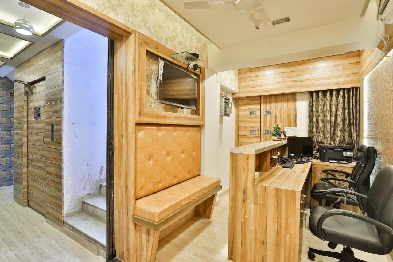 Oyo 24950 Hotel Shree Balaji Residency Αχμπανταμπάντ Εξωτερικό φωτογραφία